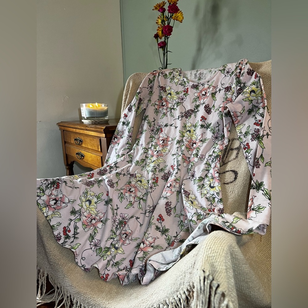 The children’s place flower and cherry long sleeve tee shirt dress. XXL kids